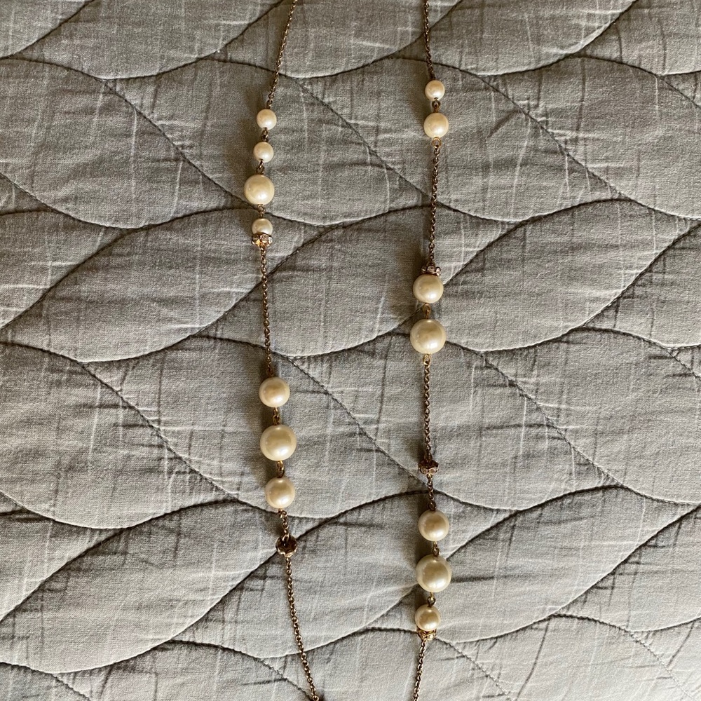Long jcrew pearl necklace